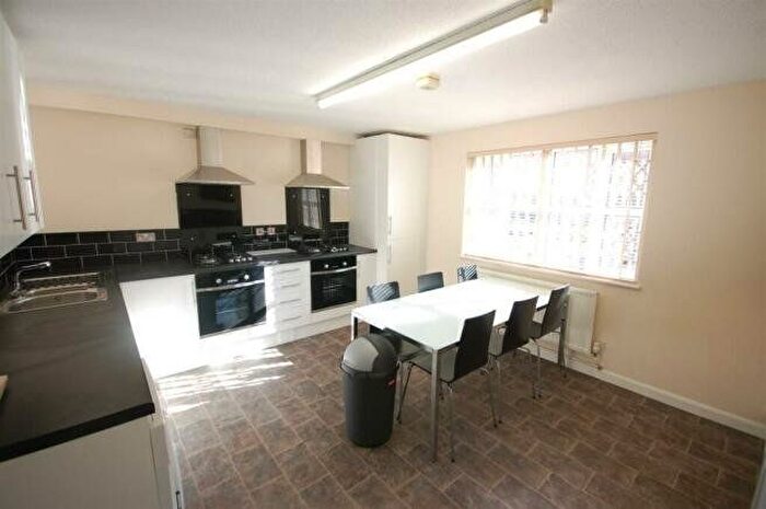 1 Bedroom Terraced House To Rent In Peveril Street, Nottingham, Nottinghamshire, NG7