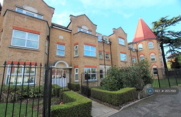 2 Bedroom Flat To Rent In Salmons Brook House, Enfield, EN2