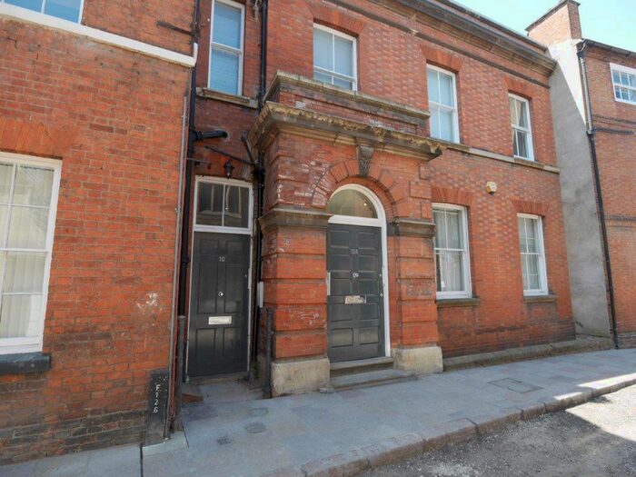 2 Bedroom Flat To Rent In New Street, Basement Flat, LE1
