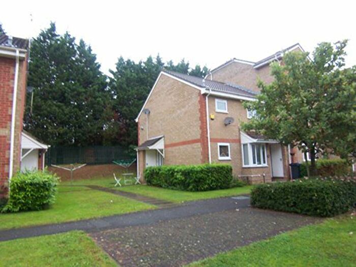 1 Bedroom House To Rent In Maplin Park, SL3
