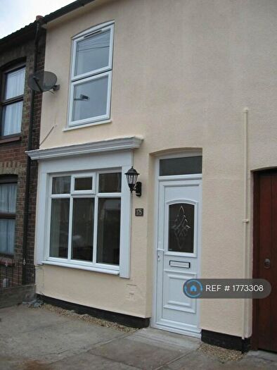 3 Bedroom Terraced House To Rent In Spring Road, Ipswich, IP4