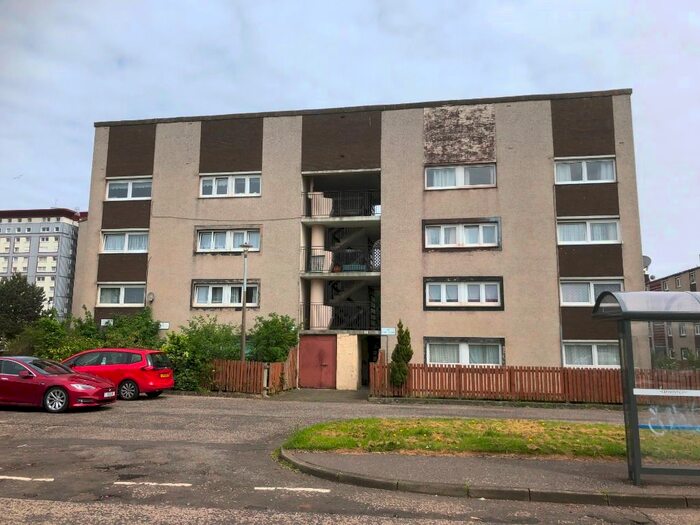 2 Bedroom Flat To Rent In Calder Grove, Sighthill, Edinburgh, EH11