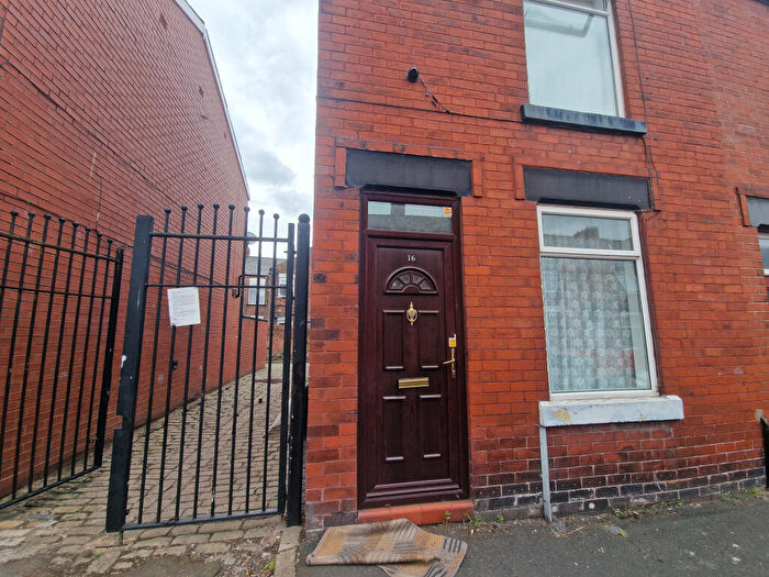 2 Bedroom Terraced House To Rent In Rockhampton Street, Manchester, M18