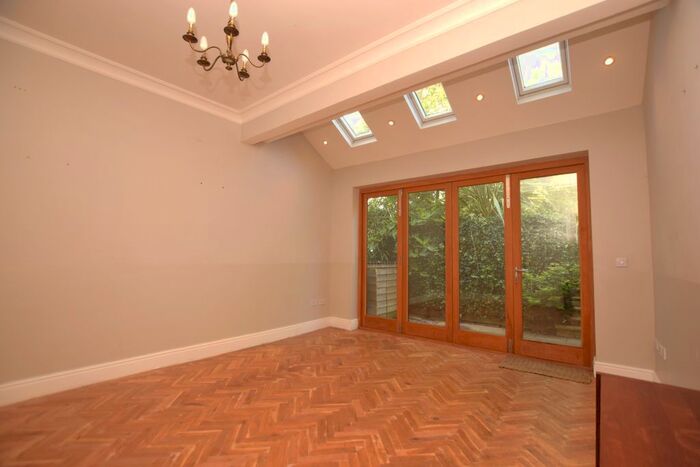 4 Bedroom End Of Terrace House To Rent In Richmond Road, Montpelier, Bristol, BS6