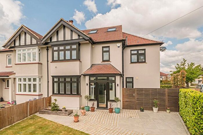 4 Bedroom Semi Detached House For Sale In Kingsmead Avenue, Surbiton, KT6