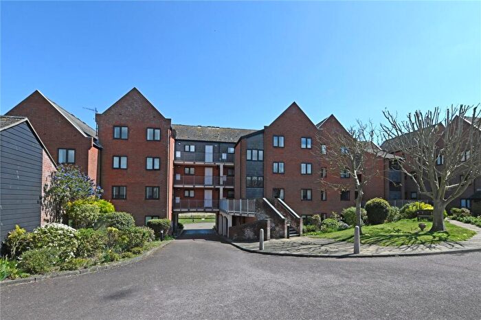 2 Bedroom Flat For Sale In Aldeburgh, Suffolk, IP15