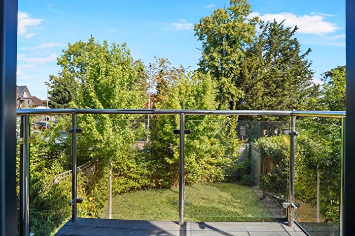 1 Bedroom Flat For Sale In Scotts Lane, Shortlands, BR2
