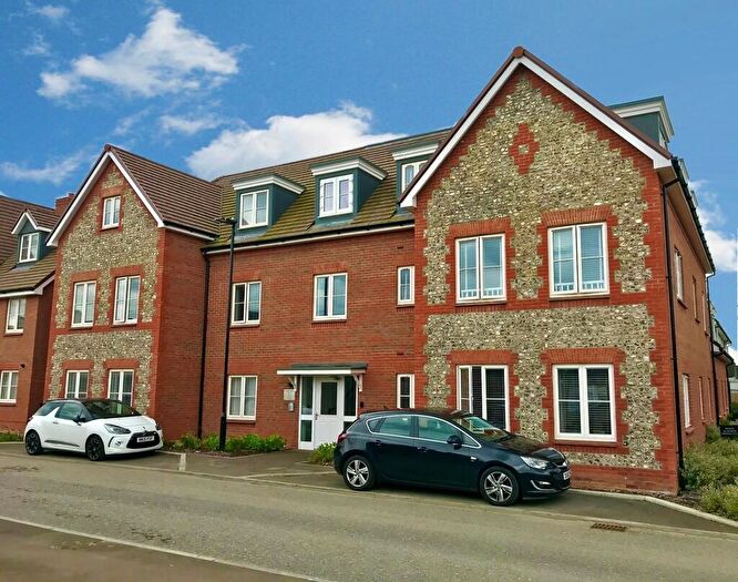 1 Bedroom Apartment To Rent In Cresswell Square, Angmering, BN16