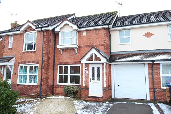 3 Bedroom Town House For Sale In Azalea Close, Lutterworth, LE17