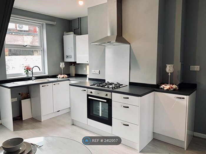 2 Bedroom Terraced House To Rent In Corporation Road, Birkenhead, CH41