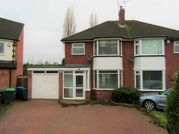 3 Bedroom Semi-Detached House To Rent In Pear Tree Close, Great Barr, Birmingham B43