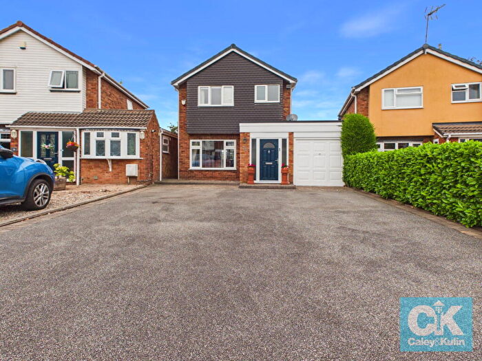 3 Bedroom Detached House For Sale In Templars Way, Penkridge, Staffordshire, ST19