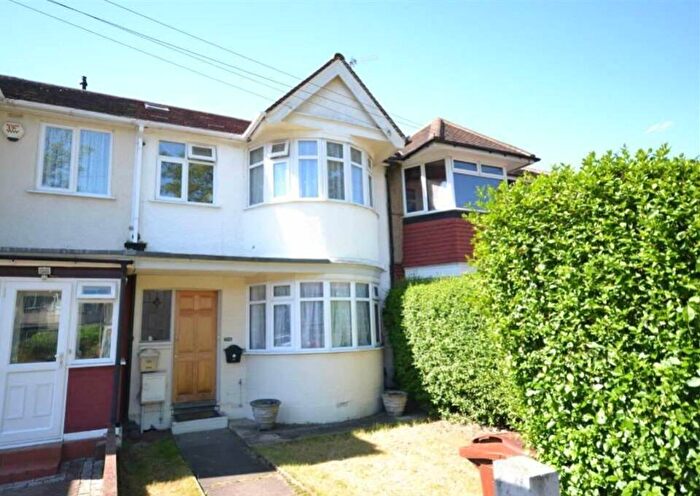 3 Bedroom Maisonette To Rent In Malvern Avenue, HA2