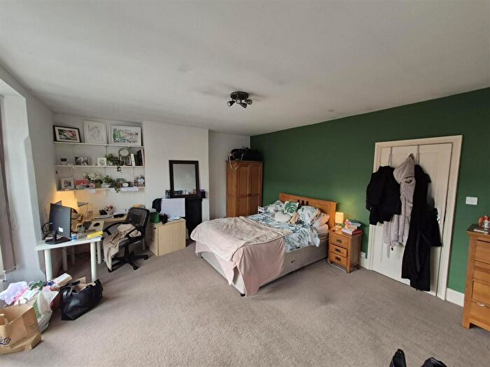 4 Bedroom End Of Terrace House For Sale In Minster Road, Spon End, Coventry, CV1 - Photo 7