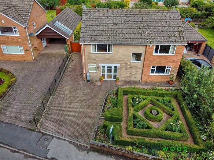 4 Bedroom Detached House For Sale In Swathwick Lane, Wingerworth, Chesterfield, Derbyshire, S42