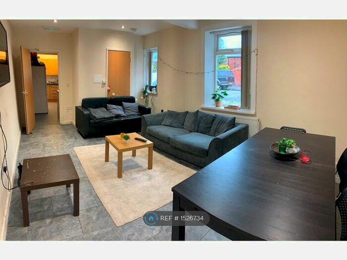 8 Bedroom Semi-Detached House To Rent In Basingstoke Road, Reading, RG2