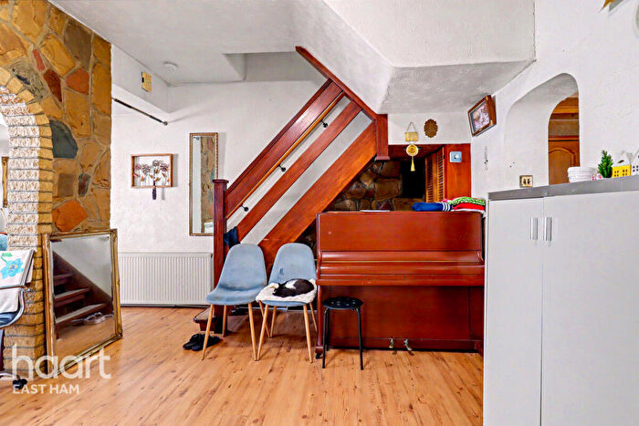 3 Bedroom Terraced House For Sale In Mitcham Road, London, E6
