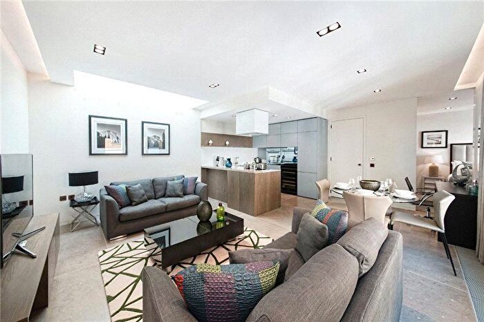 2 Bedroom Flat To Rent In Babmaes Street, St. James's, SW1Y