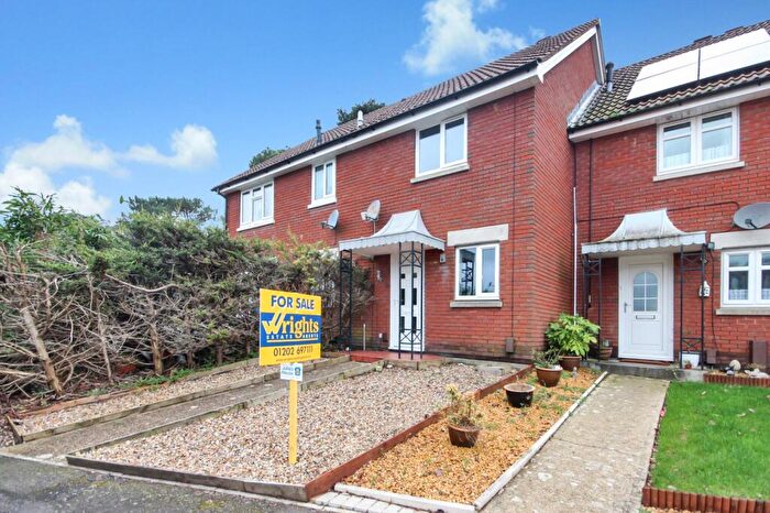 2 Bedroom Terraced House For Sale In Goldfinch Road, Poole, Dorset, BH17