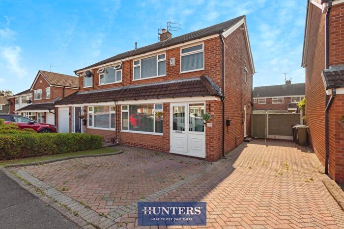 3 Bedroom Semi-Detached House For Sale In Newstead Avenue, Ashton-Under-Lyne, OL6