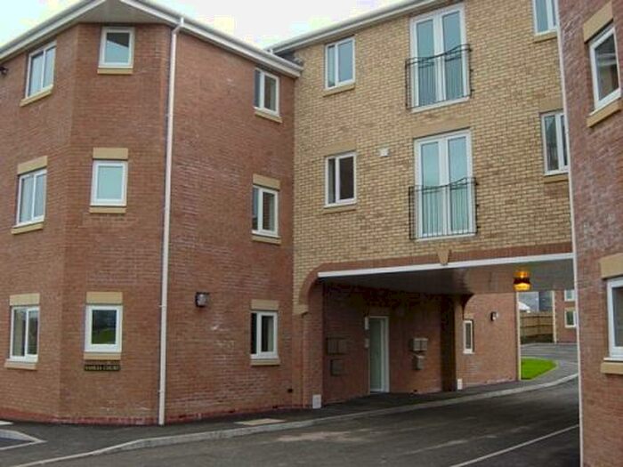 2 Bedroom Flat To Rent In Oliver Street, Rugby, CV21