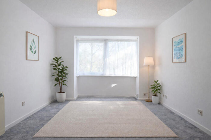 1 Bedroom Property To Rent In Brambling Walk, Frenchay, Bristol, BS16