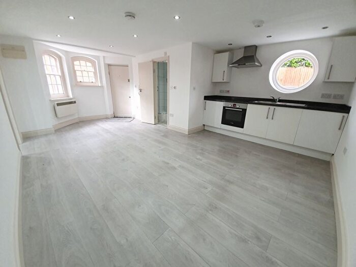 1 Bedroom Flat To Rent In Perry Vale, Forest Hill, London, SE23