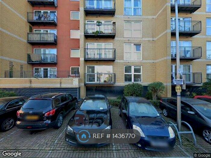 2 Bedroom Flat To Rent In Memorial Heights, Ilford, IG2