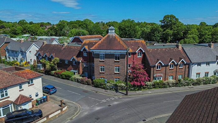 2 Bedroom Flat For Sale In Gordon Road, Princess Court Gordon Road, RH16