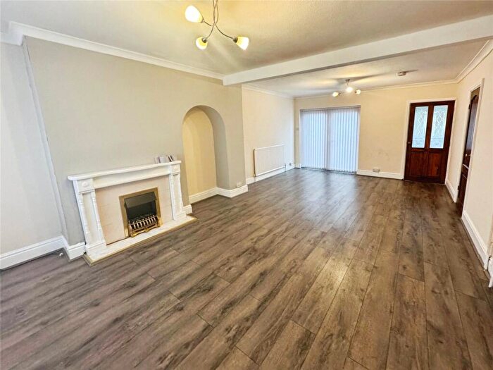3 Bedroom Terraced House To Rent In Middlecotes, Coventry, West Midlands, CV4