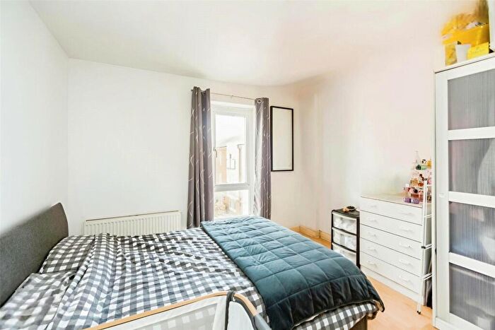 1 Bedroom Flat For Sale In High Street, Rochester, Kent, ME1