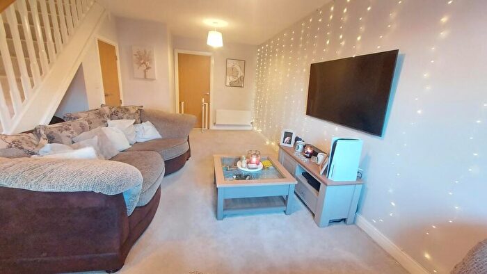 2 Bedroom End Of Terrace House For Sale In Ivatt Close, Bourne, PE10