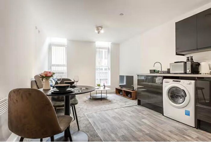 1 Bedroom Apartment To Rent In Fargate, Sheffield, S1