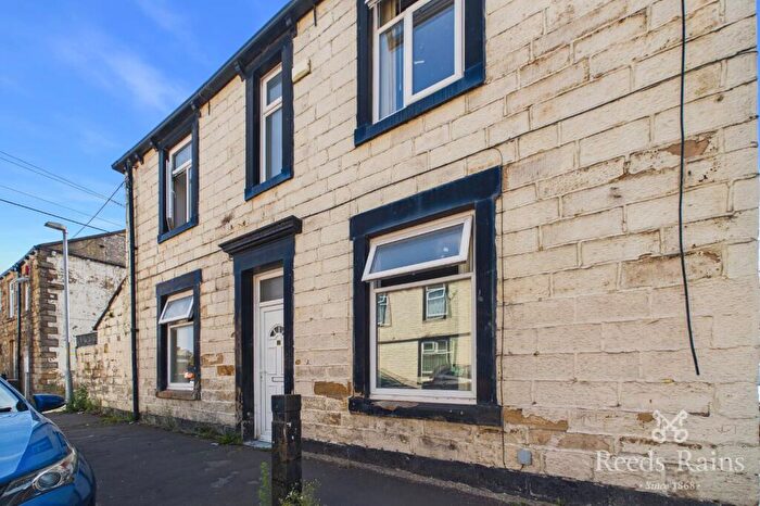 2 Bedroom Terraced House For Sale In Murray Street, Burnley, Lancashire, BB10