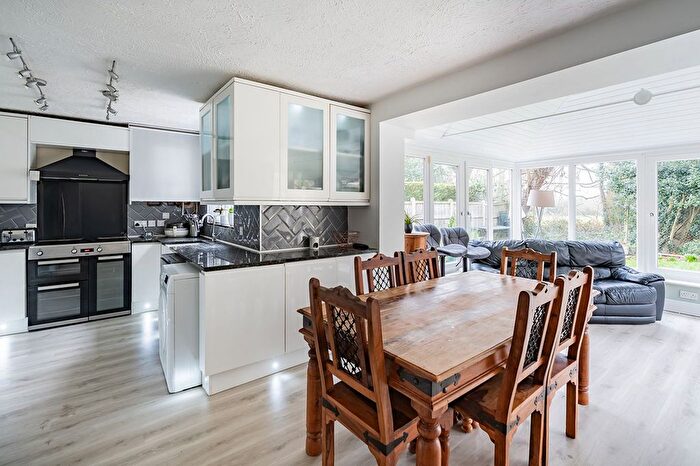 5 Bedroom Detached House For Sale In Romsey Close, Willesborough, TN24