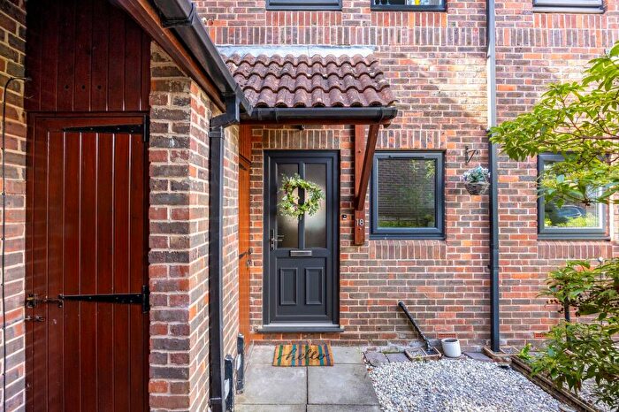 1 Bedroom House For Sale In Kingsmead Place, Broadbridge Heath, RH12