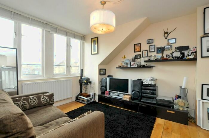 1 Bedroom Flat To Rent In Bohemia Place, Mare Street, London, E8