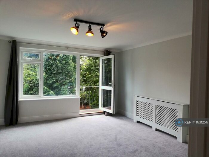 1 Bedroom Flat To Rent In Summerfield, Bromley, BR1