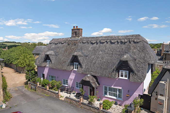 4 Bedroom Detached House For Sale In High Street, Ellington, Huntingdon, Cambridgeshire, PE28