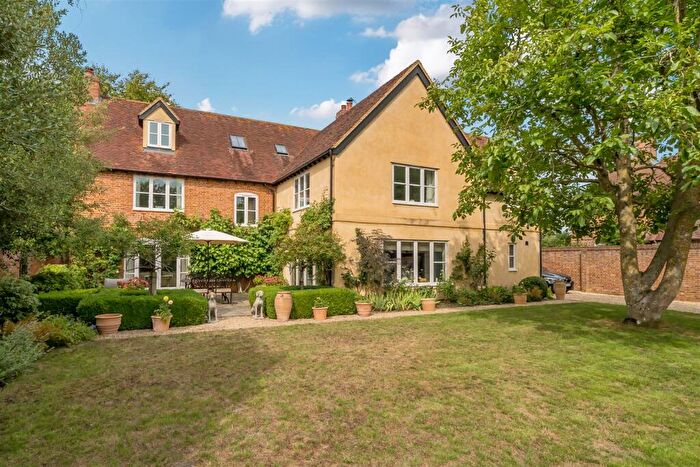 6 Bedroom House For Sale In High Street, Abingdon, OX13