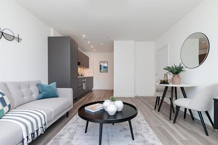 1 Bedroom Flat To Rent In John Charles Tower, E13