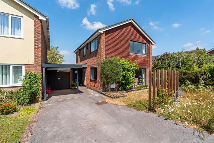4 Bedroom Detached House For Sale In South Wonston, SO21