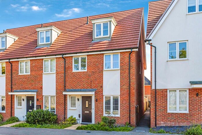 4 Bedroom End Terrace House For Sale In Edwin Street, Burgess Hill, RH15