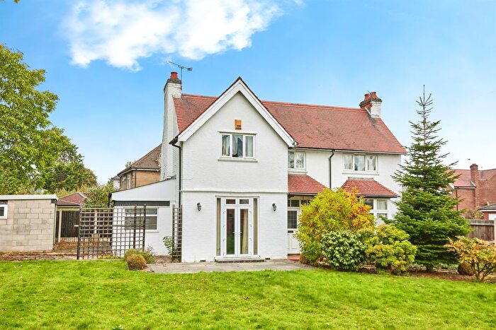 3 Bedroom Detached House For Sale In Heath Avenue, Littleover, Derby, DE23