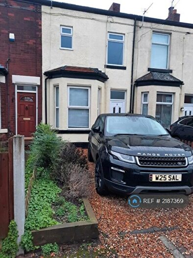 3 Bedroom Terraced House To Rent In Brighton Grove, Hyde, SK14