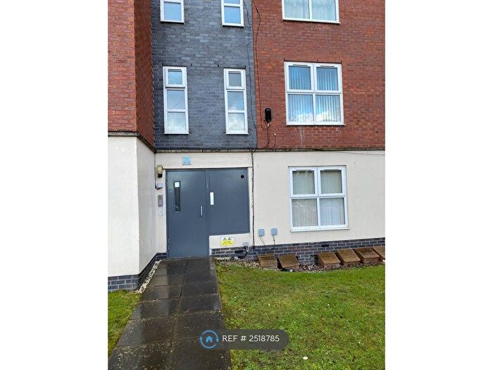 2 Bedroom Flat To Rent In Royal Court, Birkenhead, CH42