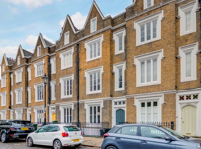 2 Bedroom Flat To Rent In Copenhagen Street, London, N1