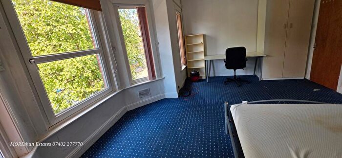 5 Bedroom House To Rent In Langdale Road, Manchester, M14