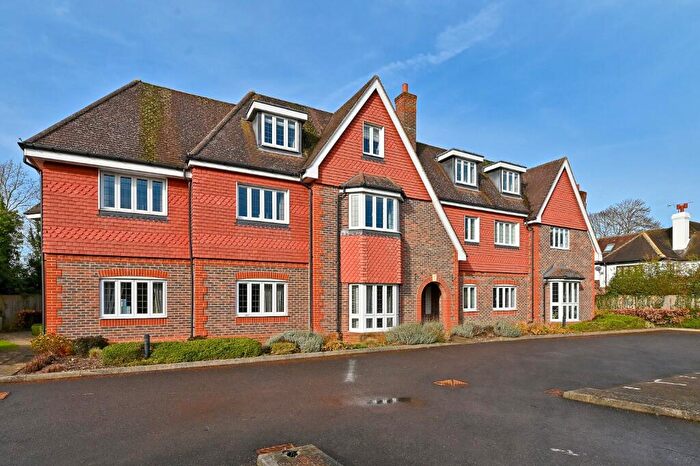 2 Bedroom Apartment To Rent In Shoppenhangers Road, Maidenhead, Berkshire, SL6