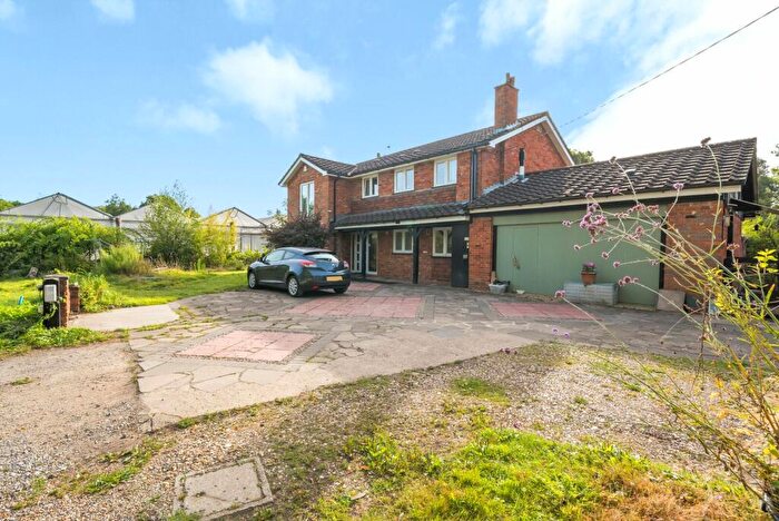 1 Bedroom Garage / Parking To Rent In Florence House, Lucas Green, West End, Woking, GU24